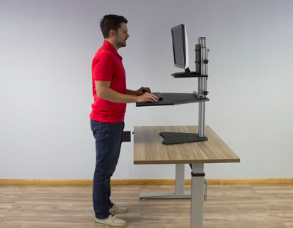 Standing desk